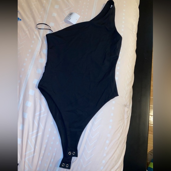 Contour One-Shoulder Bodysuit - Picture 2 of 2